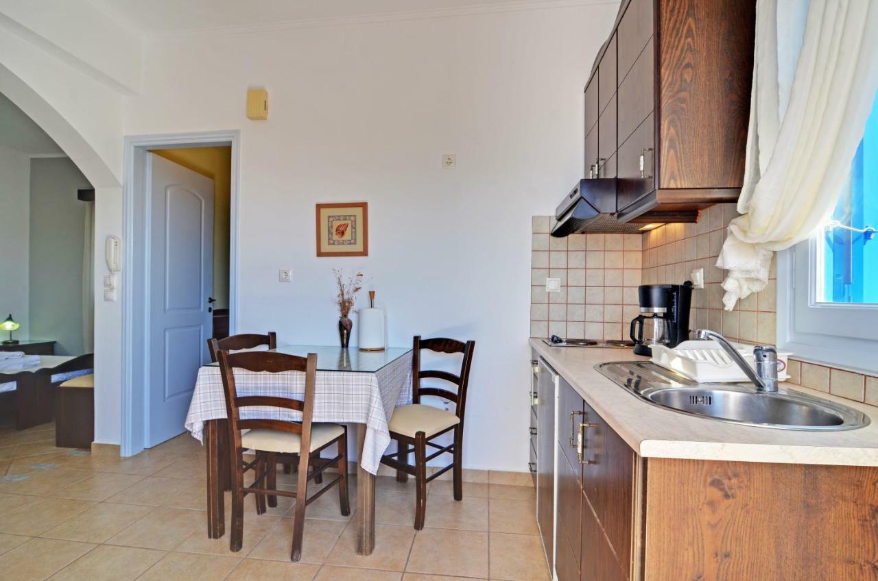 Nikos Sea View Apartments Adámasz Kültér fotó